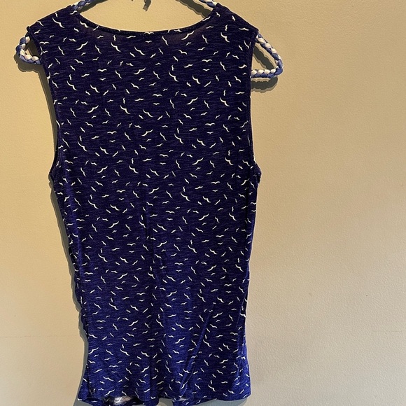 🌸Revolution by Ricki's Blue and White V-Neck Tank Top - Picture 6 of 6